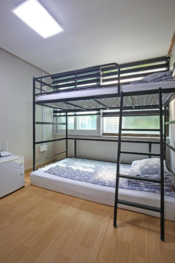 Dashim Guest House Gunsan Ngoại thất bức ảnh