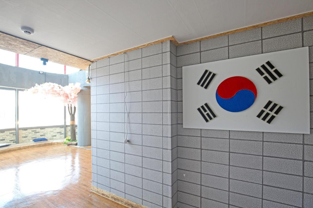 Dashim Guest House Gunsan Ngoại thất bức ảnh