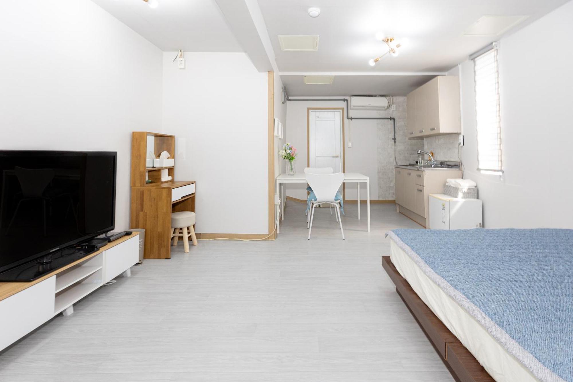 Dashim Guest House Gunsan Ngoại thất bức ảnh