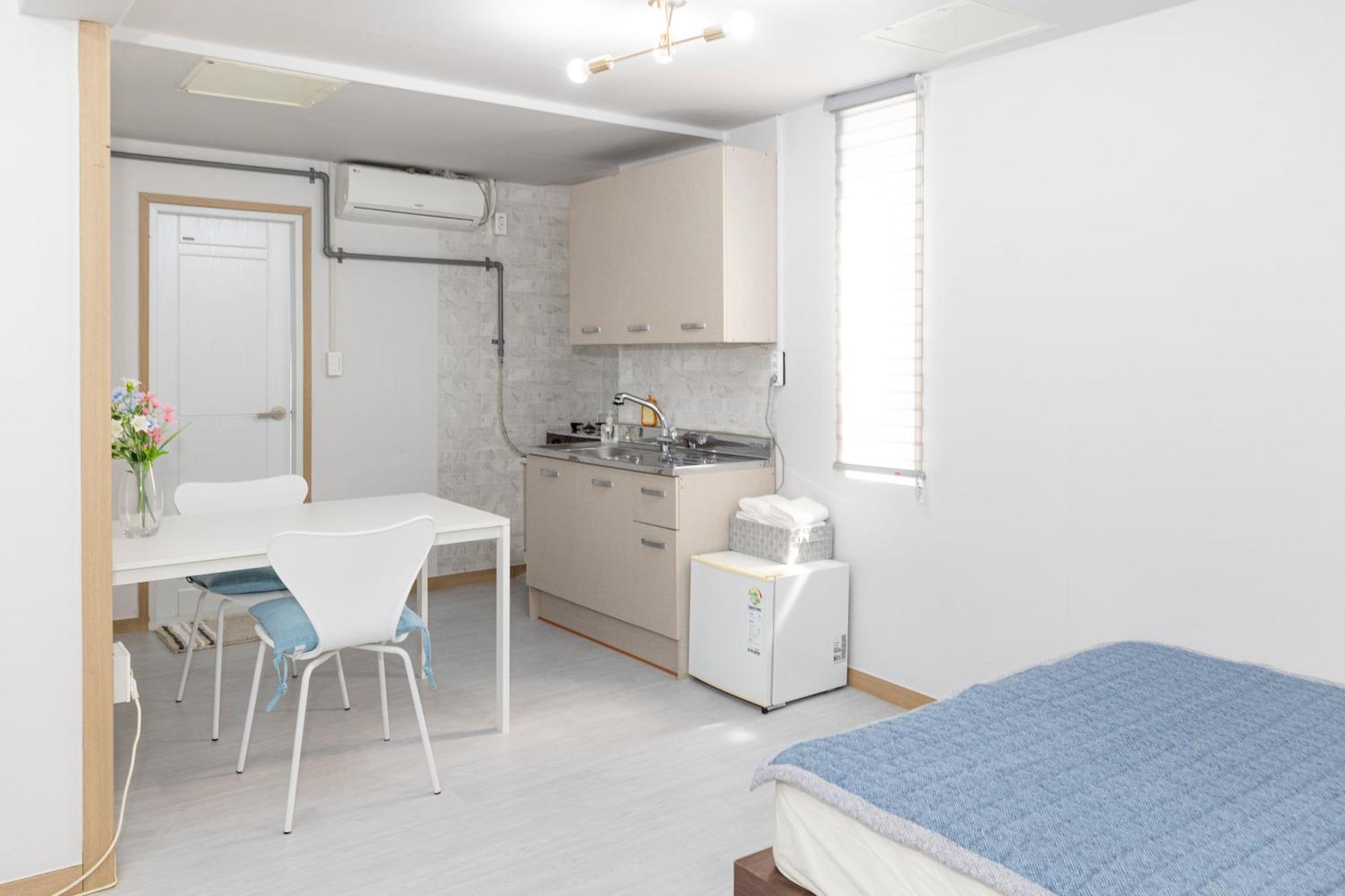 Dashim Guest House Gunsan Ngoại thất bức ảnh