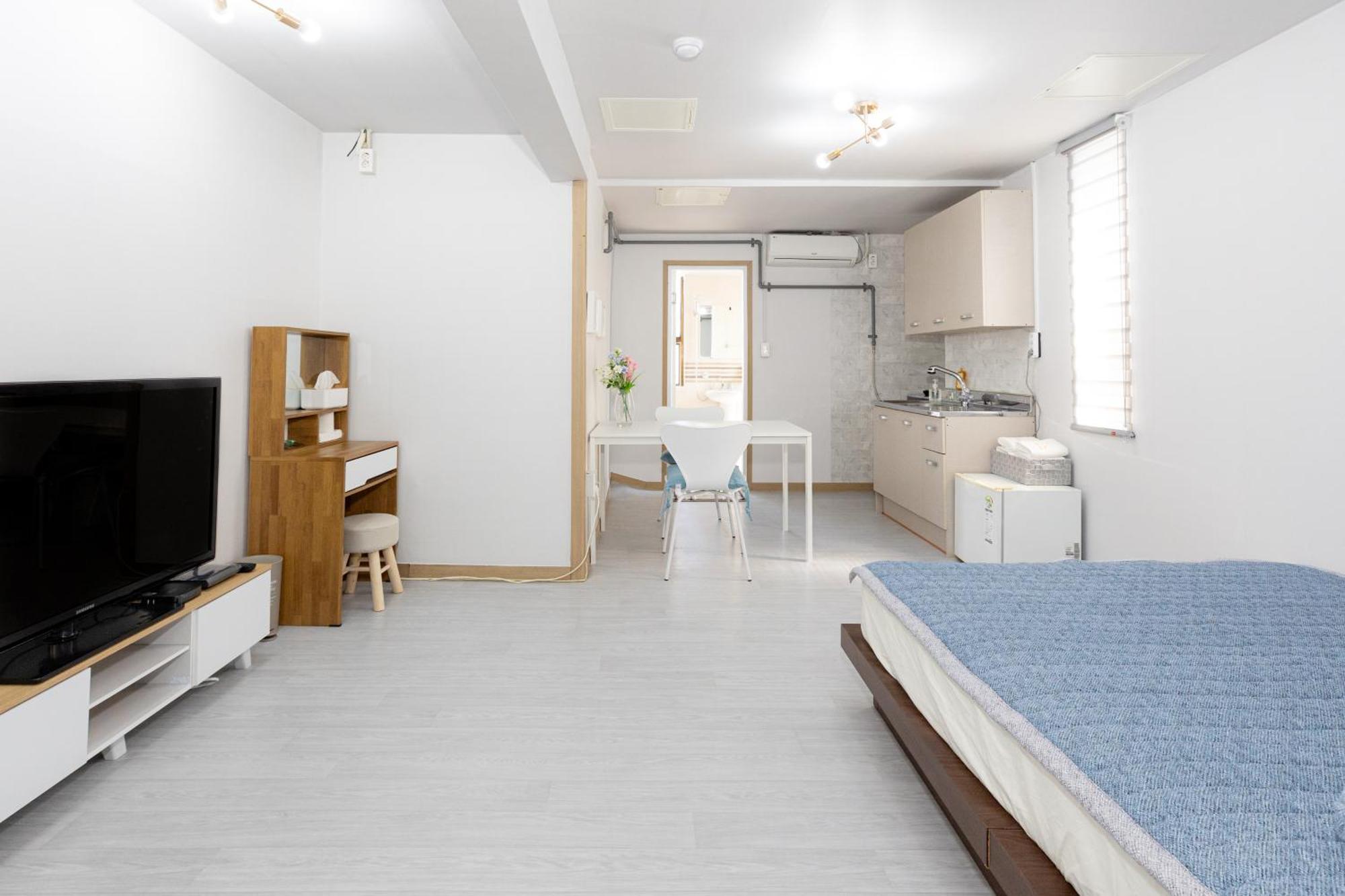 Dashim Guest House Gunsan Ngoại thất bức ảnh