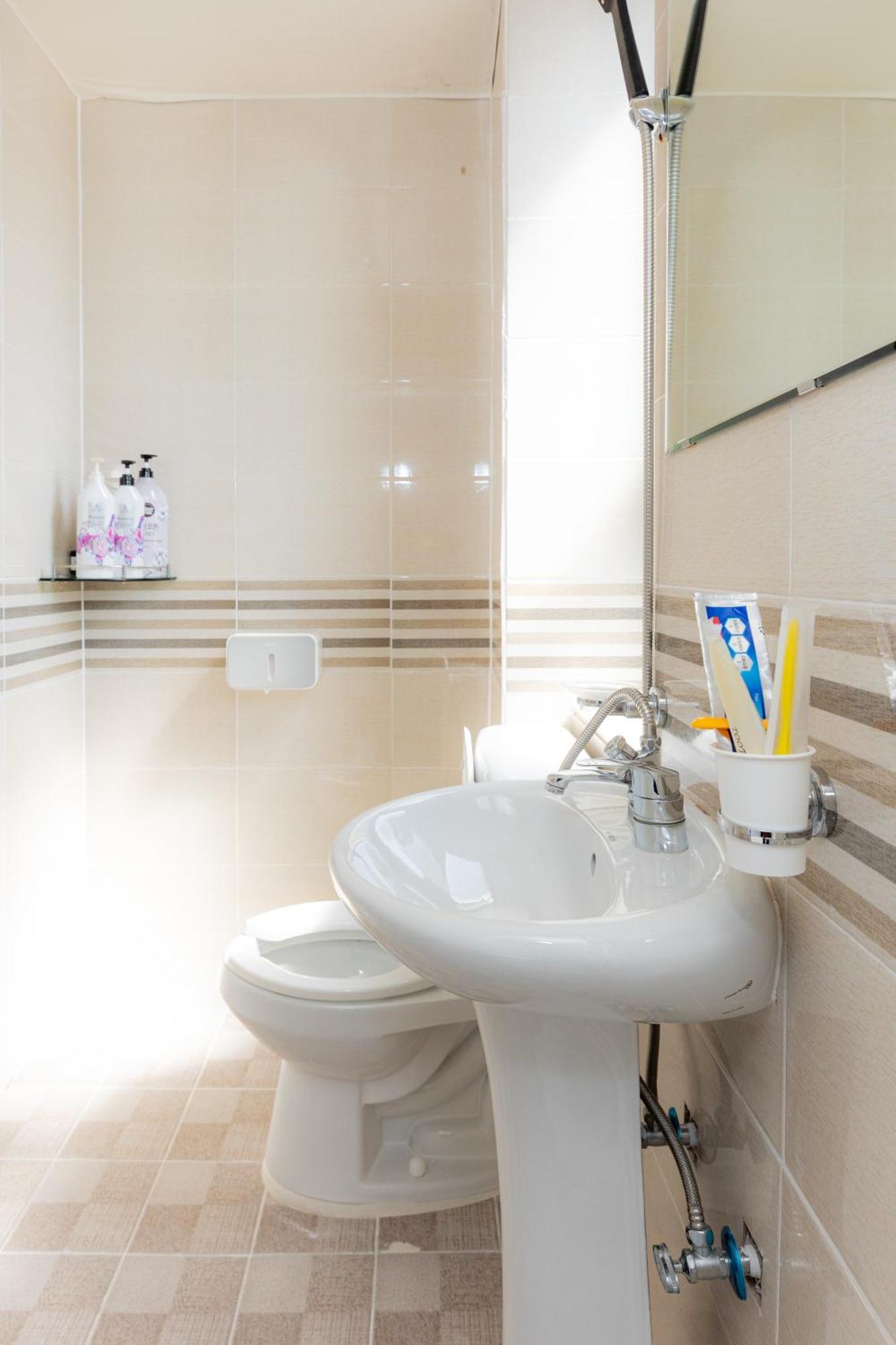 Dashim Guest House Gunsan Ngoại thất bức ảnh